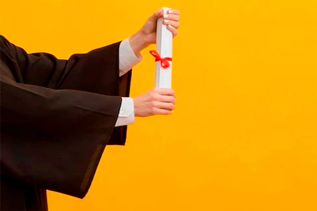 Сколько четверок допускается в красном дипломе?